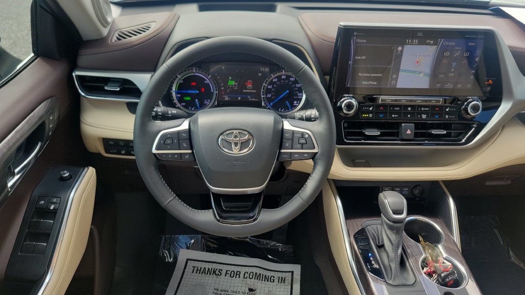 Certified 2022 Toyota Highlander Platinum AWD/4WD image 12