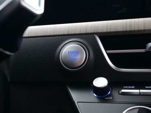 Certified 2025 Hyundai Sonata SEL image 22