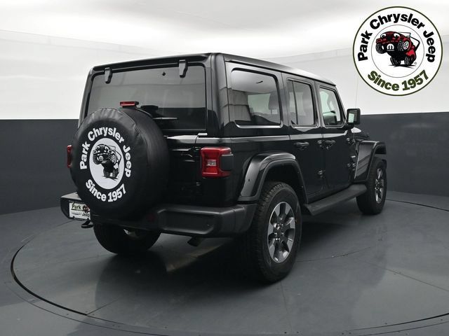 Used 2022 Jeep Wrangler Unlimited Sahara w/ Cold Weather Group AWD/4WD image 5