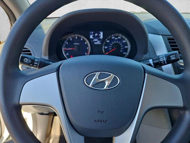 Used 2016 Hyundai Accent SE FWD image 11