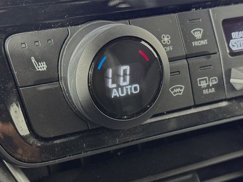 Used 2024 Toyota Grand Highlander XLE image 20