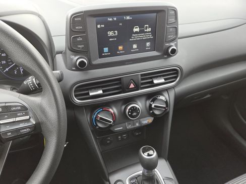Used 2019 Hyundai Kona SE w/ Cargo Package image 25