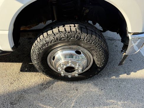 Used 2023 Ford F350 XL w/ FX4 Off-Road Package image 14