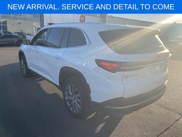 Certified 2025 Buick Enclave Preferred w/ LPO, Floor Liner Package AWD/4WD image 9