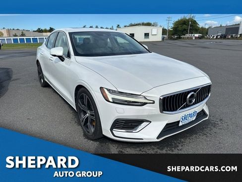 Used 2019 Volvo S60 T8 Inscription image 1