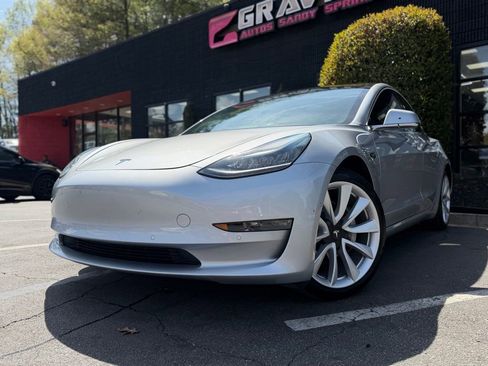 Used 2018 Tesla Model 3 Long Range image 2