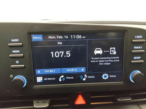 Used 2025 Hyundai Elantra Sport w/ Cargo Package FWD image 25