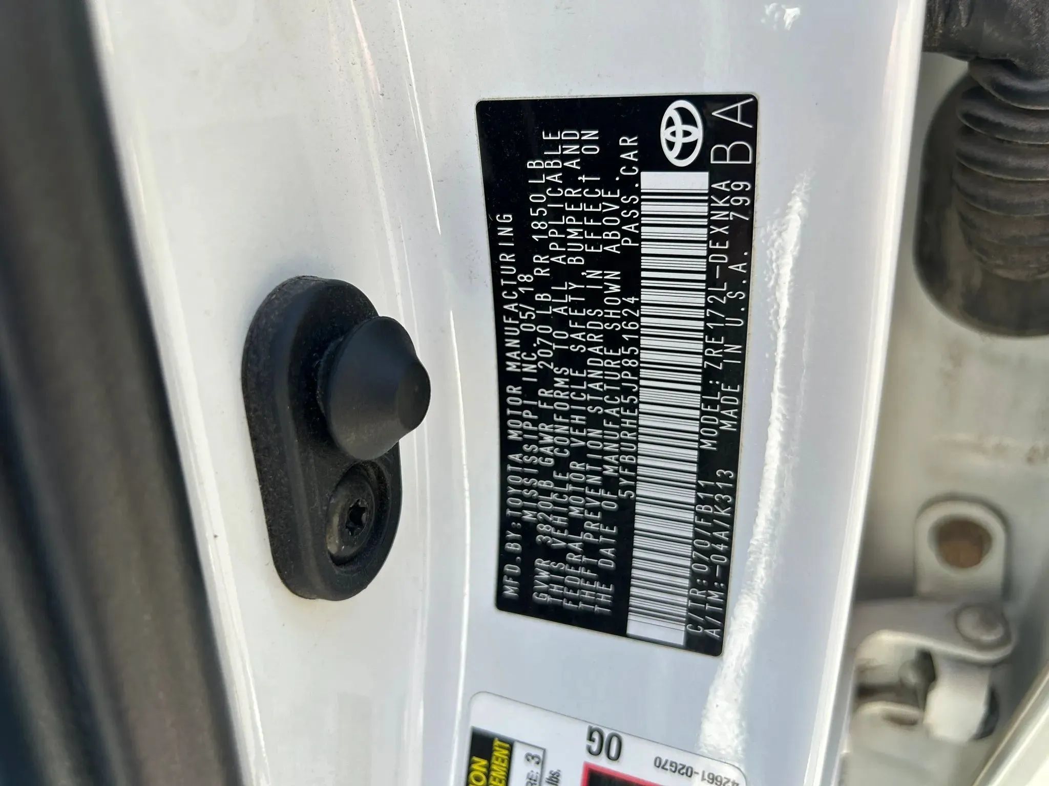 Used 2018 Toyota Corolla LE FWD image 23