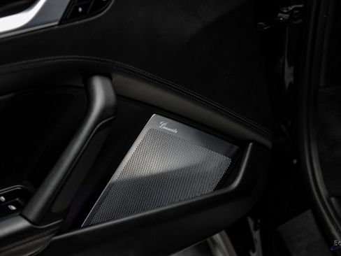 Used 2022 Porsche 911 Turbo S image 83