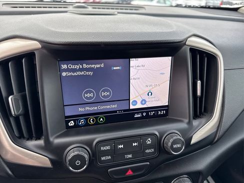 Used 2018 GMC Terrain Denali w/ Advanced Safety Package image 14