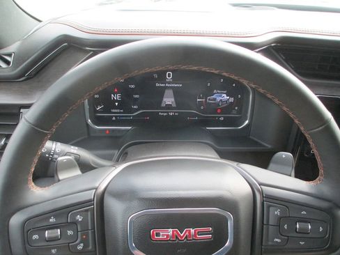 Used 2024 GMC Sierra 1500 AT4 w/ Technology Package image 35