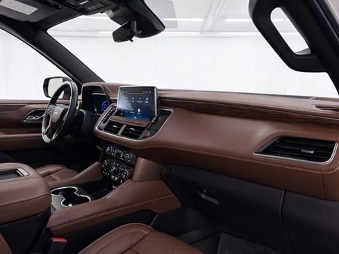 Used 2024 Chevrolet Tahoe High Country image 13