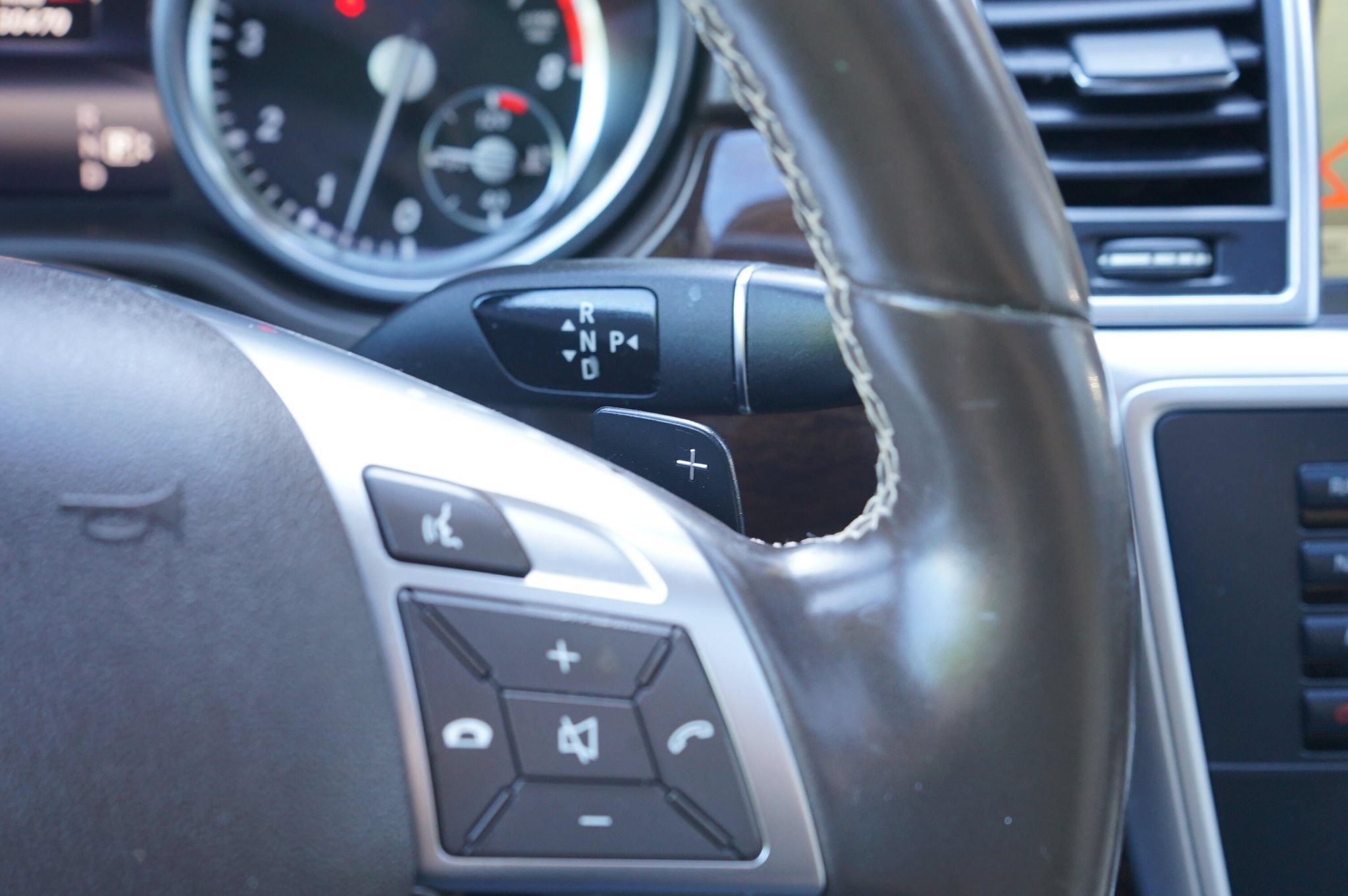 Used 2015 Mercedes-Benz ML 350 4MATIC image 25