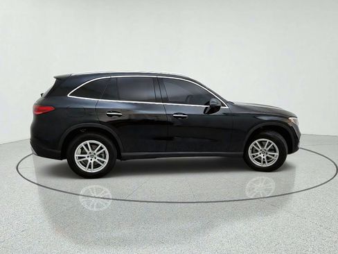 Used 2023 Mercedes-Benz GLC 300 4MATIC image 7