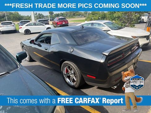 Used 2016 Dodge Challenger SRT Hellcat RWD image 4