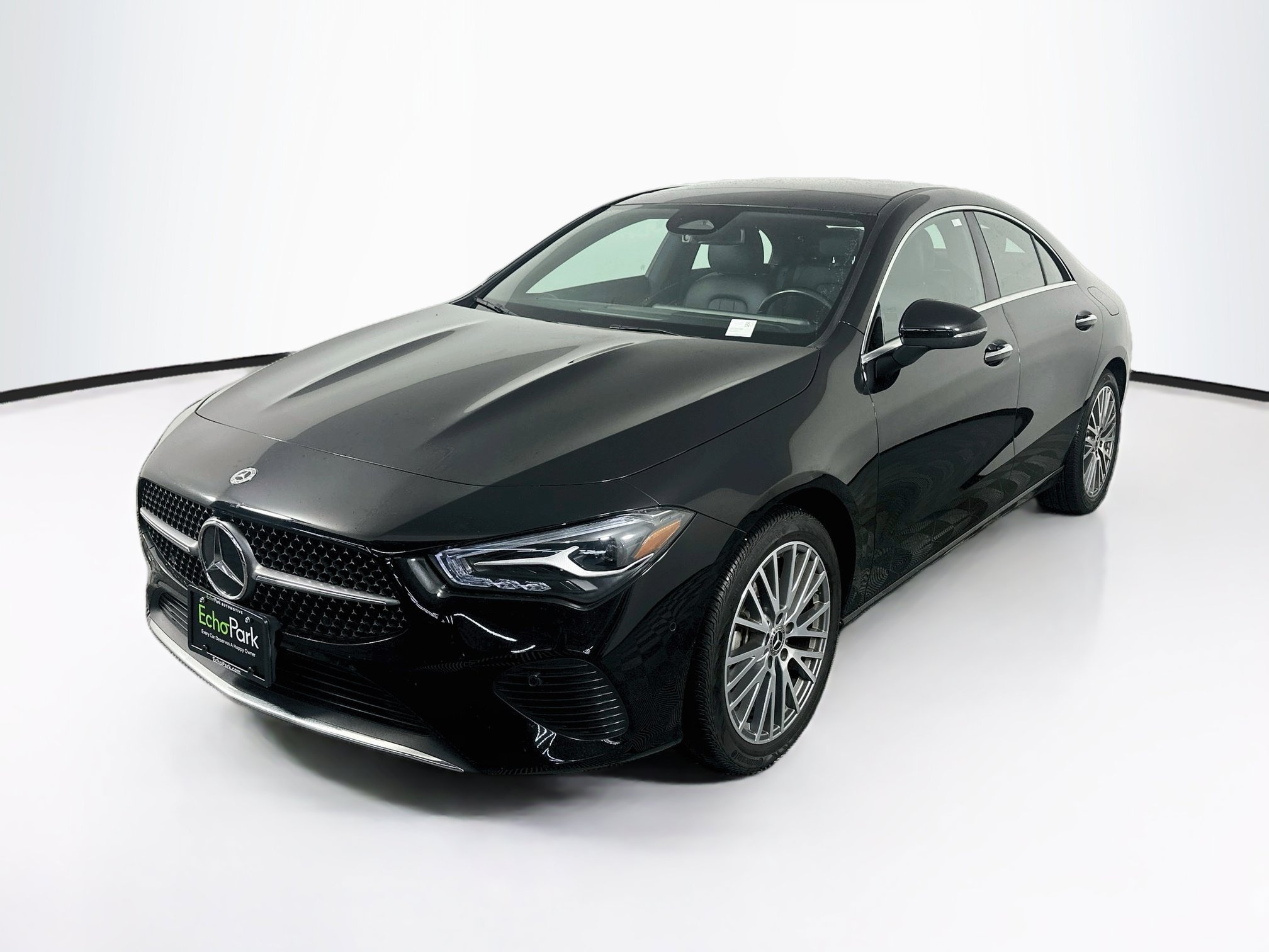 Used 2025 Mercedes-Benz CLA 250 image 3