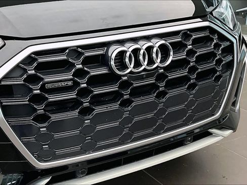 Used 2025 Audi Q5 2.0T Premium Plus w/ Premium Plus Package image 31