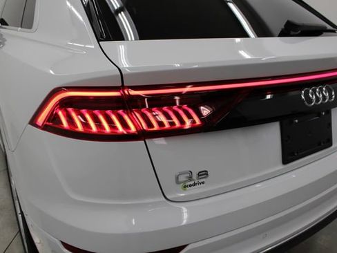 Used 2022 Audi Q8 Premium Plus w/ Premium Plus Package AWD/4WD image 49