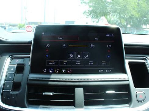 Used 2021 Chevrolet Tahoe LS AWD/4WD image 22