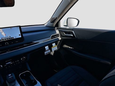 New 2026 Mitsubishi Outlander SE image 25