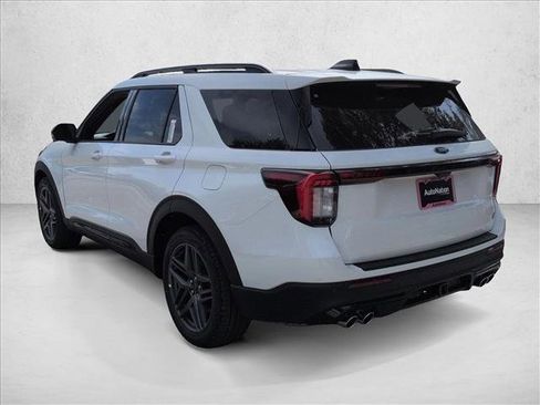 New 2026 Ford Explorer ST image 9