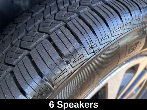 Used 2024 Subaru Outback Premium image 14