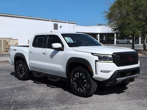 Certified 2022 Nissan Frontier PRO-4X AWD/4WD image 2