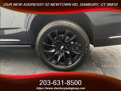 Used 2025 Cadillac Escalade Premium Luxury w/ Touring Package AWD/4WD image 5
