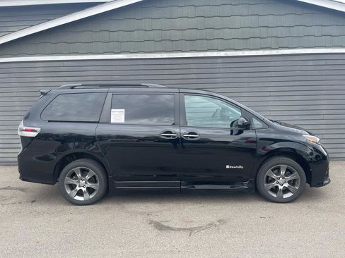 Used 2015 Honda Odyssey EX-L image 6