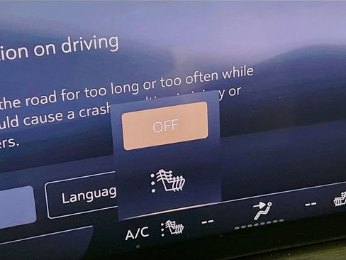 New 2025 Buick Envision Sport Touring image 18