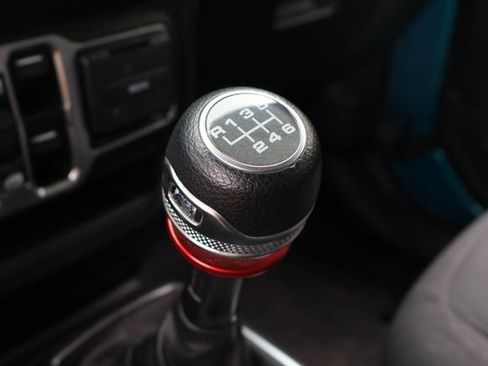 Used 2020 Jeep Wrangler Unlimited Sport AWD/4WD image 16