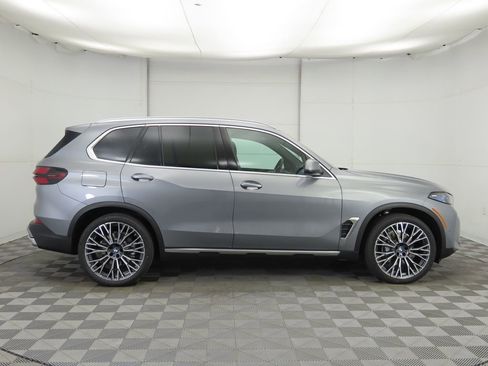 New 2026 BMW X5 xDrive40i image 4