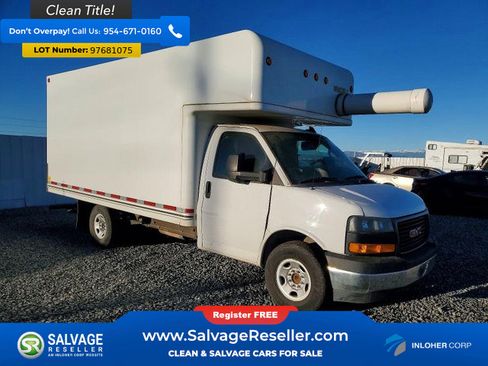 Used 2022 GMC Savana 3500 w/ Driver Convenience Package RWD image 5