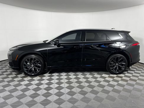 Used 2026 Toyota Crown Signia w/ Advanced Technology Package AWD/4WD image 8