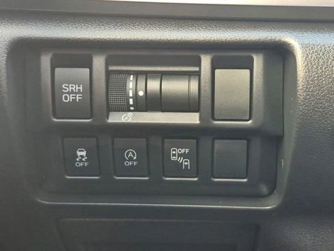 Used 2023 Subaru Crosstrek 2.5i Limited image 11