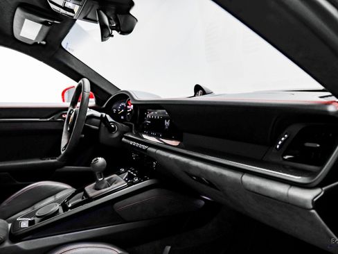 Used 2022 Porsche 911 GT3 image 47