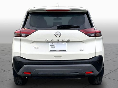 Used 2023 Nissan Rogue SV FWD image 5