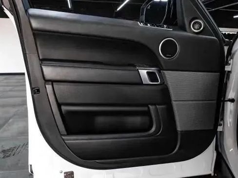 Used 2022 Land Rover Range Rover Sport HST image 46