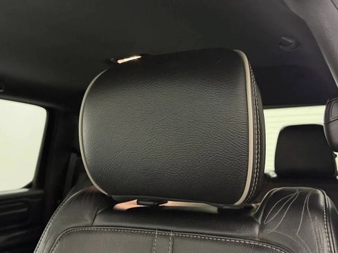 Used 2022 RAM 1500 Limited w/ Body-Colour Bumper Group AWD/4WD image 35