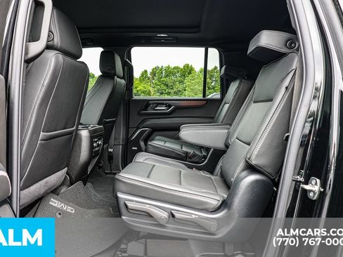 Used 2026 GMC Yukon XL Denali w/ Sun & Power Step Package AWD/4WD image 18