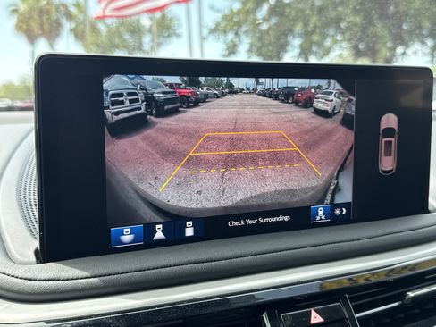 Used 2025 Acura MDX w/ Technology Package FWD image 24