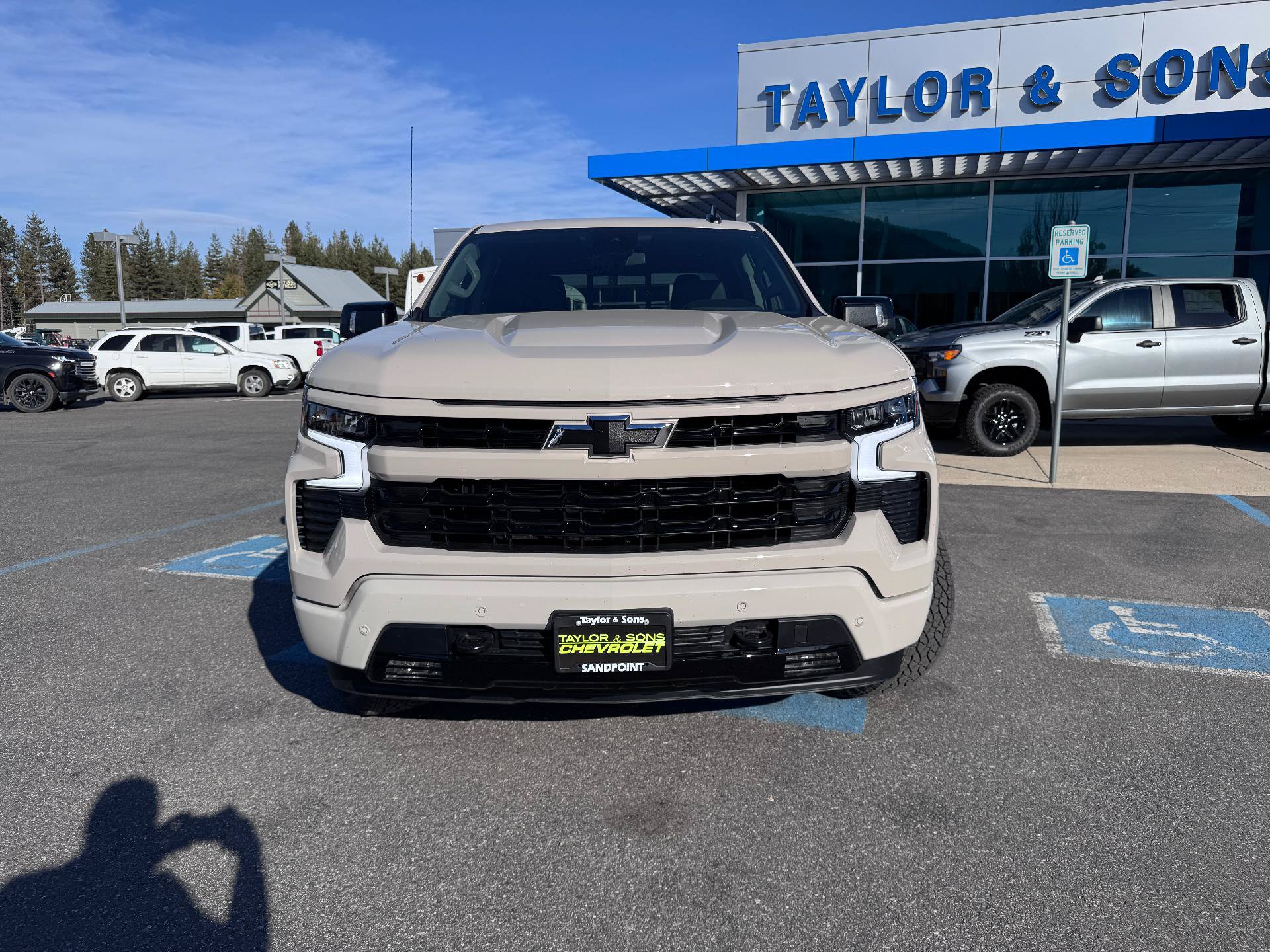 New 2026 Chevrolet Silverado 1500 RST w/ RST All Star Premium Package AWD/4WD image 2