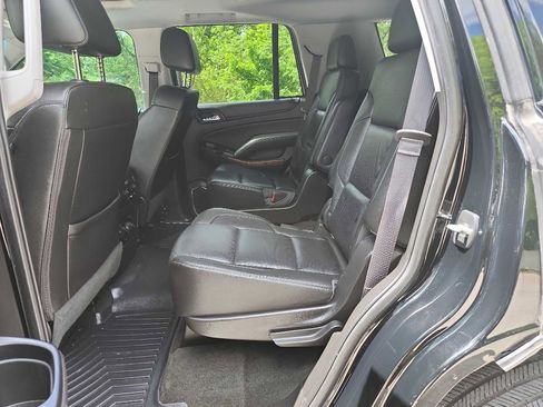 Used 2018 Chevrolet Tahoe Premier RWD image 30