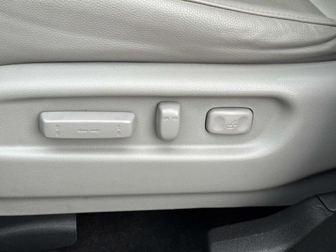 Used 2019 Honda Ridgeline RTL image 18