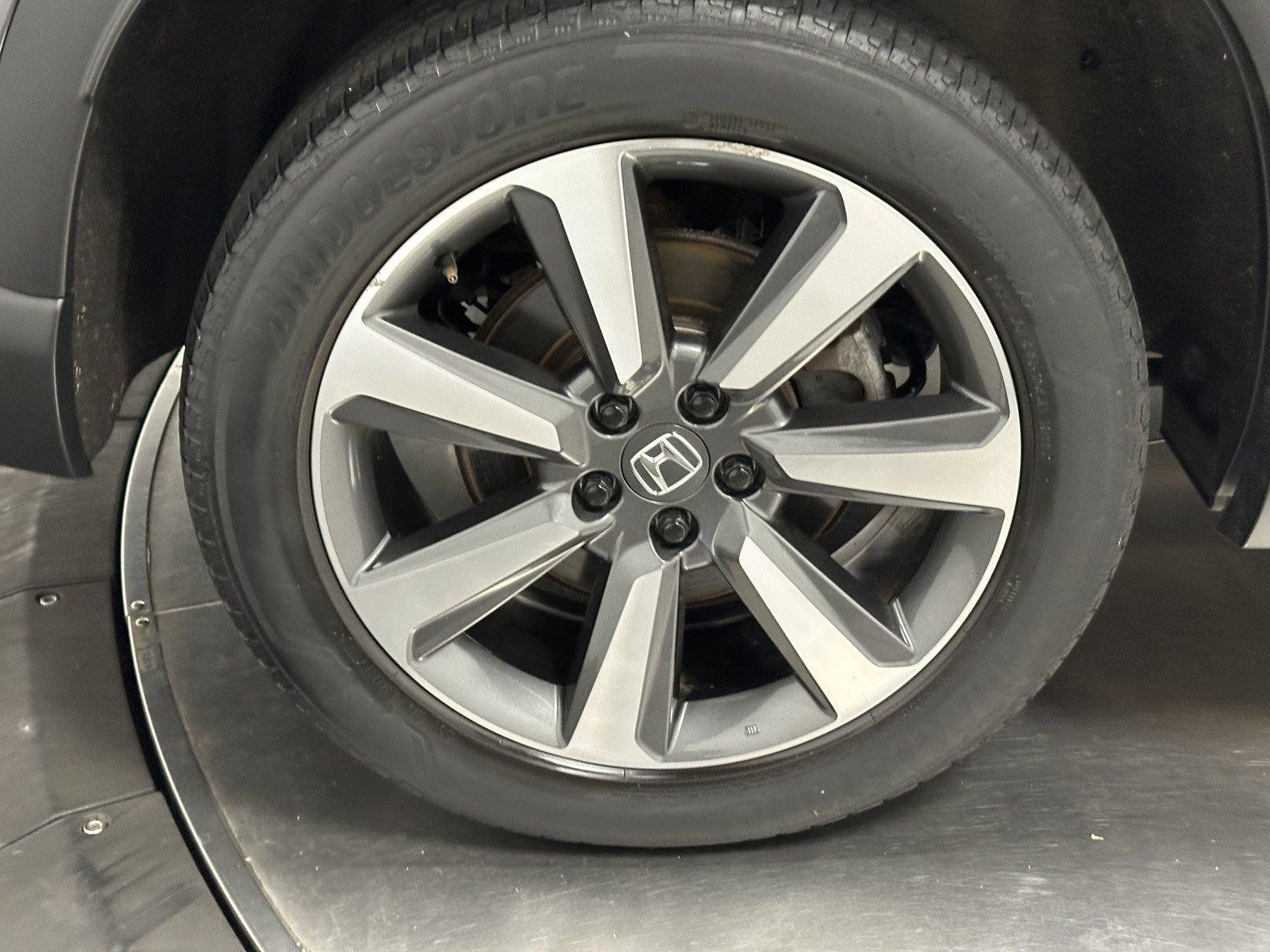 Certified 2024 Honda Pilot Elite image 16