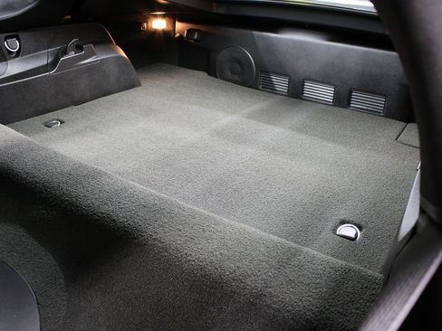 Used 2018 Chevrolet Corvette Z06 image 9