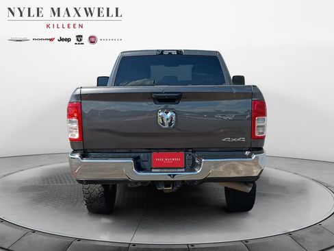 Used 2024 RAM 2500 Tradesman w/ Chrome Appearance Group AWD/4WD image 15