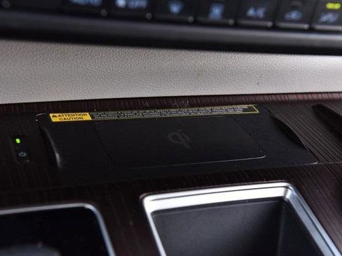 Used 2021 Toyota Sienna XLE w/ XLE Plus Package image 16