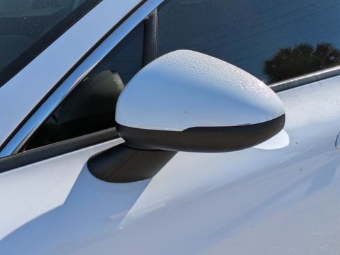 Used 2022 Kia K5 LXS image 12