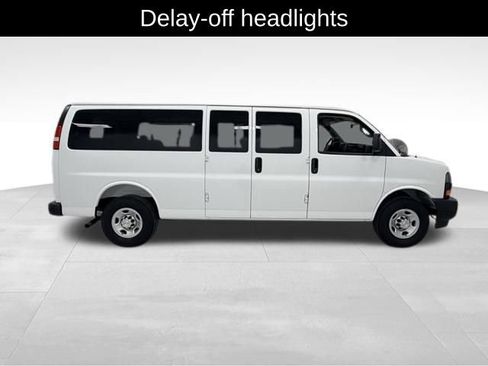 Certified 2025 Chevrolet Express 3500 LS RWD image 7